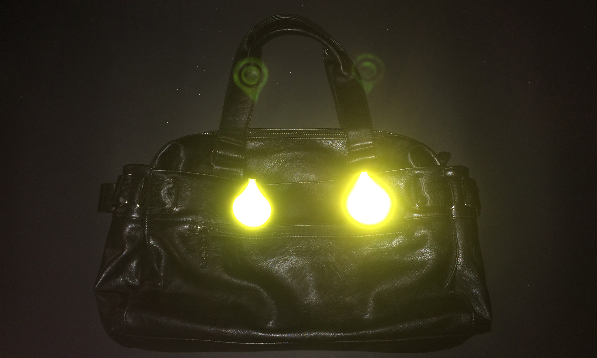 Reflective Magnetic Clip - Image 6