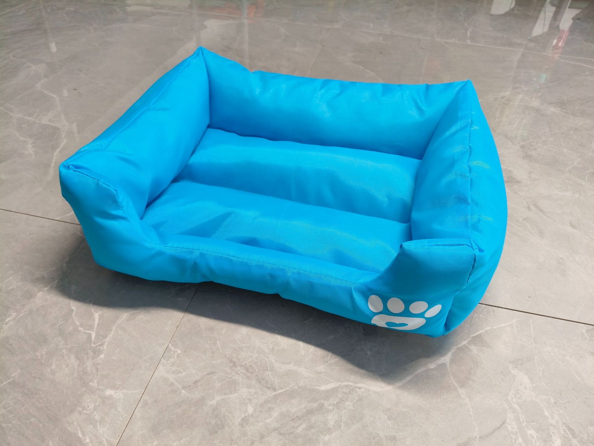 Oxford Cozy Sleeping Pet Pad - Image 10