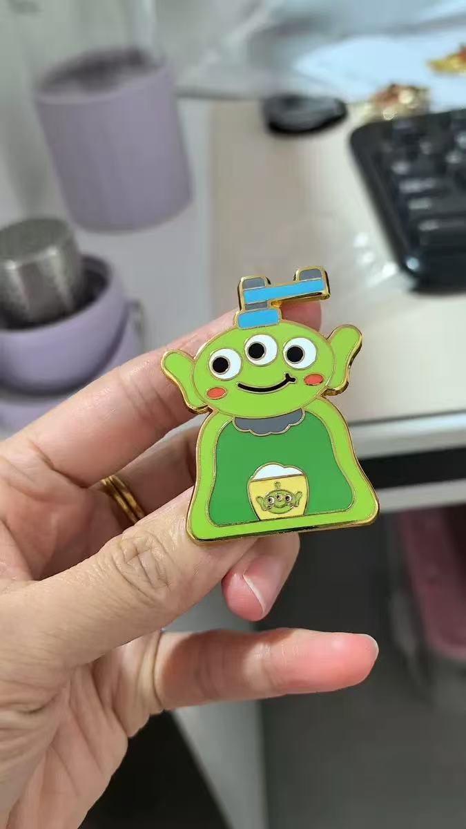 1" Hard Enamel Lapel Pin With Magnet - Image 3